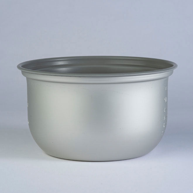 Pan (B211) for NS-RNC10 / RPC10 (5.5 Cup Model) *Not interchangeable with NRC-10 model M5